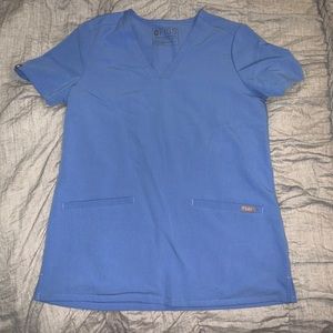 Figs scrub top